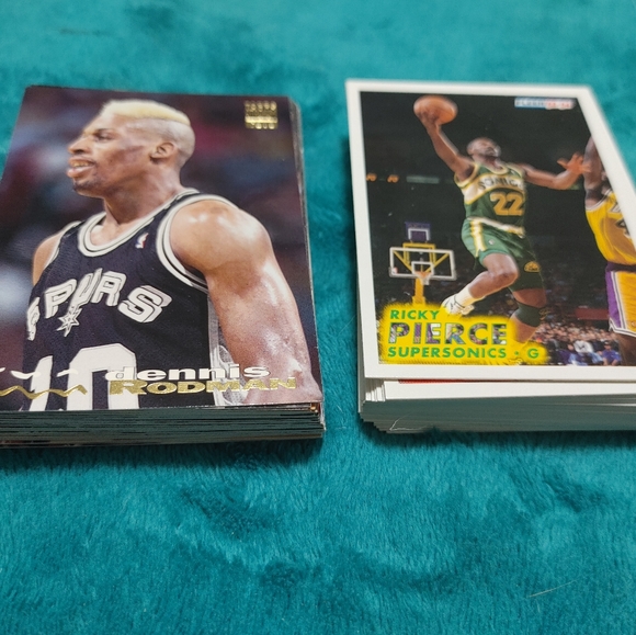 Fleer and Topps Basketball Cards - Picture 4 of 4
